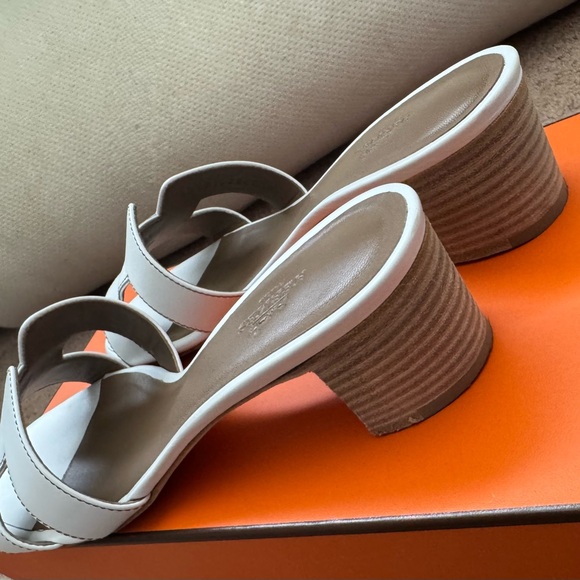 Hermes White Oasis Sandals - Picture 7 of 11